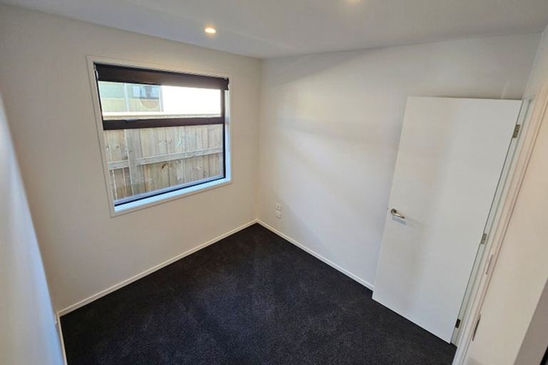 Photo of property in 5a Massey Street, Westown, New Plymouth, 4310