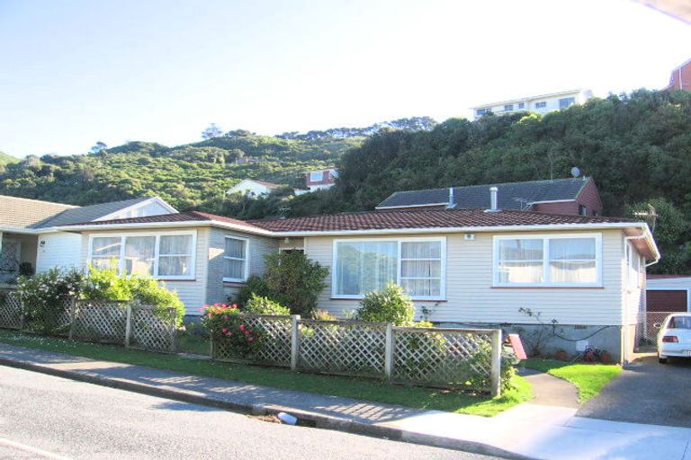 Photo of property in 34 Truscott Avenue, Johnsonville, Wellington, 6037