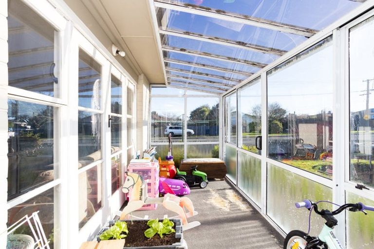 Photo of property in 66 Bullar Street, Grasmere, Invercargill, 9810