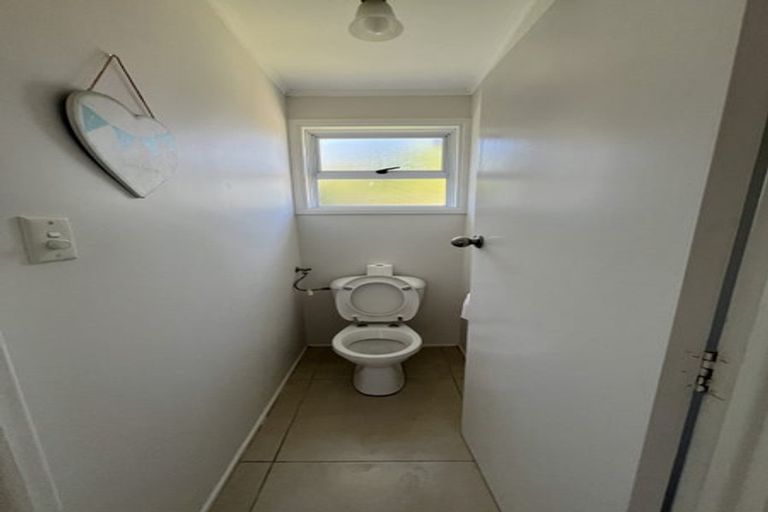 Photo of property in 307 Albany Highway, Rosedale, Auckland, 0632