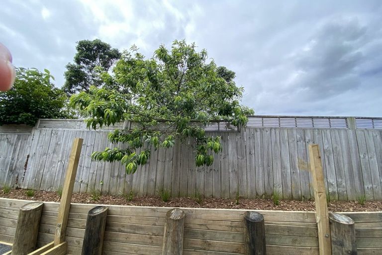 Photo of property in 9/125b Metcalfe Road, Ranui, Auckland, 0612