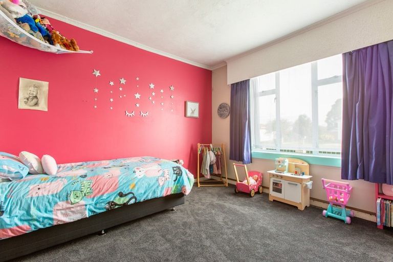 Photo of property in 26 Thyra Street, Dannevirke, 4930