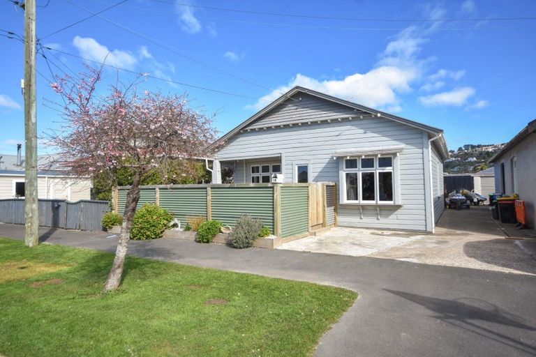 Photo of property in 18 Waterloo Street, Saint Kilda, Dunedin, 9012