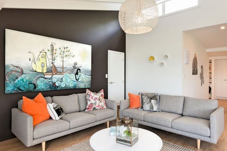 Photo of property in 3 Oneroa Road, Russell, 0202