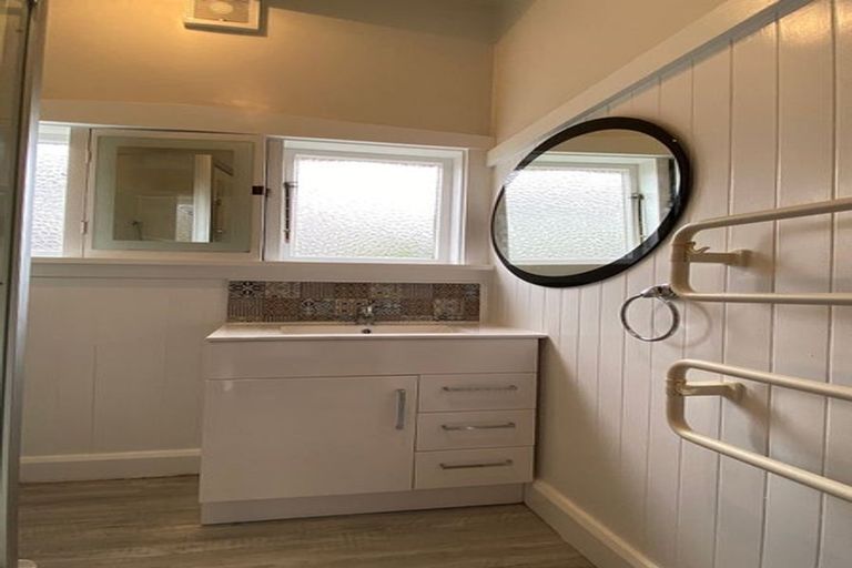 Photo of property in 8 Walsall Street, Addington, Christchurch, 8024