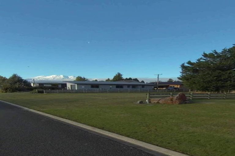 Photo of property in 11 Snowmass Drive, Ohakune, 4625