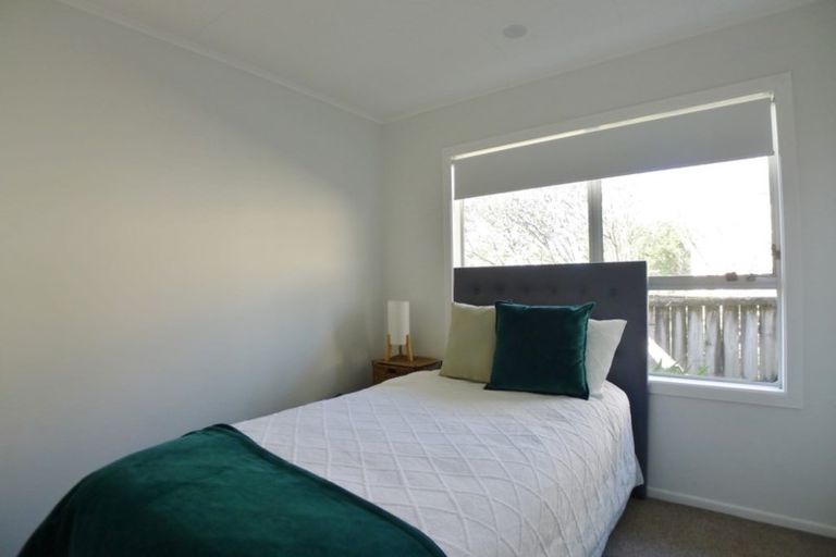 Photo of property in 1/29 Nikau Street, New Lynn, Auckland, 0600