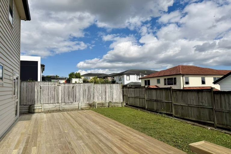 Photo of property in 150 Smales Road, East Tamaki, Auckland, 2013