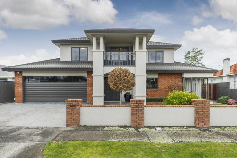 Photo of property in 33 Hardie Street, Hokowhitu, Palmerston North, 4410