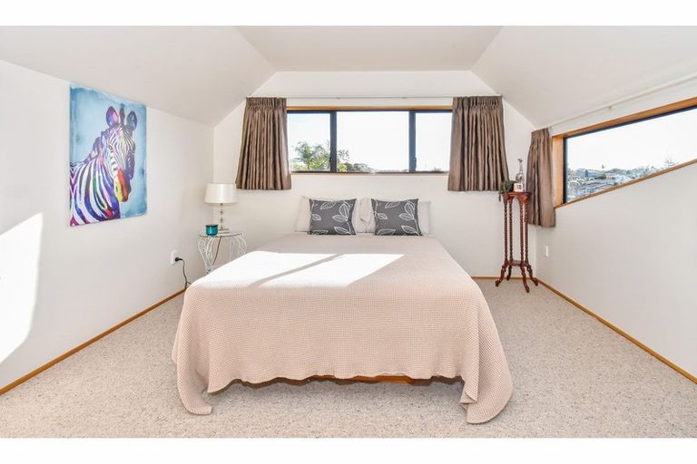 Photo of property in 2/12 Spears Place, Botany Downs, Auckland, 2010