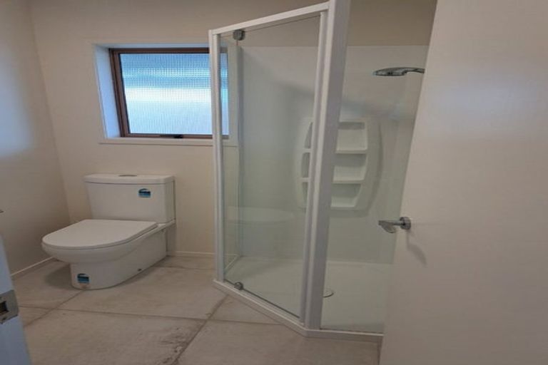 Photo of property in 3 Manaia View Road, One Tree Point, 0118