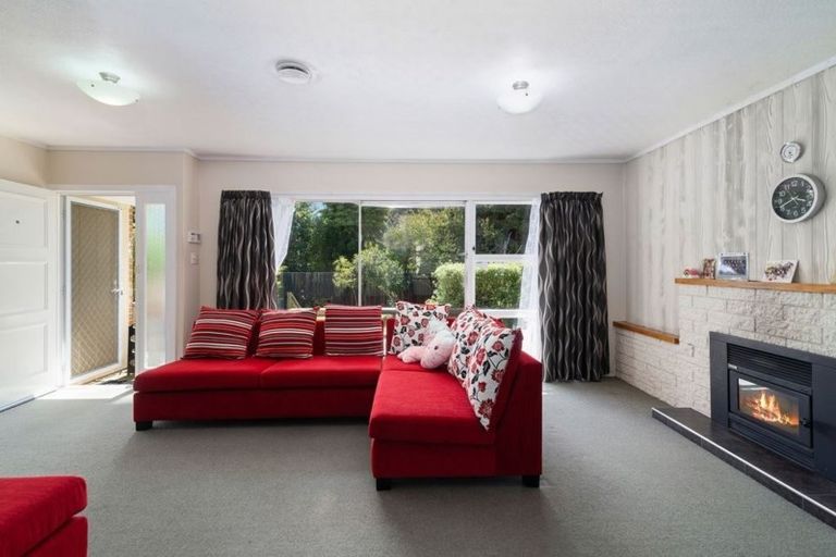 Photo of property in 25 Mckee Avenue, Fenton Park, Rotorua, 3010