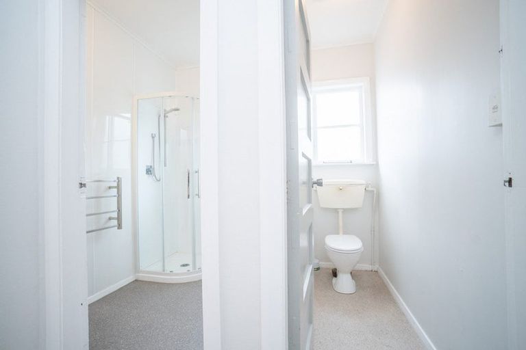 Photo of property in 6 Rangiora Avenue, Roslyn, Palmerston North, 4414