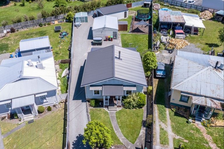 Photo of property in 20 Railway Crescent, Masterton, 5810