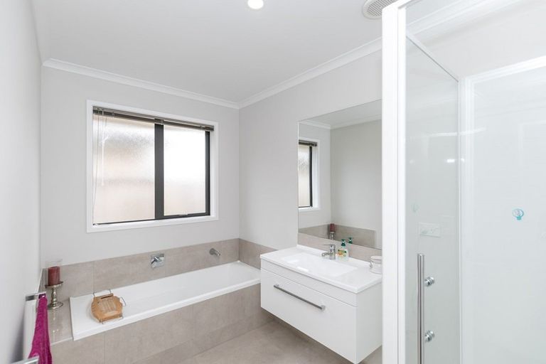 Photo of property in 240 Dixon Road, Fitzroy, Hamilton, 3206
