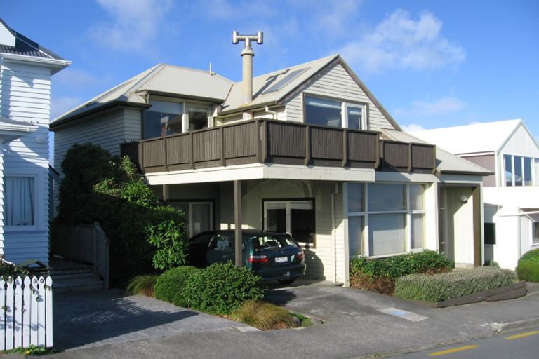 Photo of property in 28 Motuhara Road, Plimmerton, Porirua, 5026