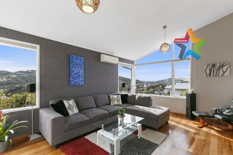 Photo of property in 80 Collier Avenue, Karori, Wellington, 6012