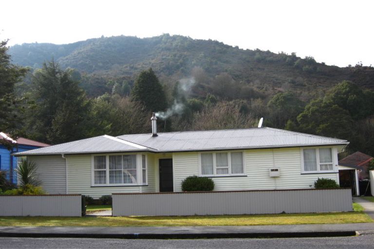 Photo of property in 49 Bridge Street, Reefton, 7830