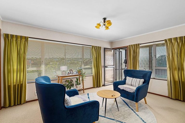 Photo of property in 1/20 Shakespeare Road, Milford, Auckland, 0620