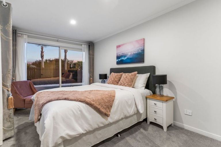 Photo of property in 53 Westerham Drive, Dannemora, Auckland, 2016