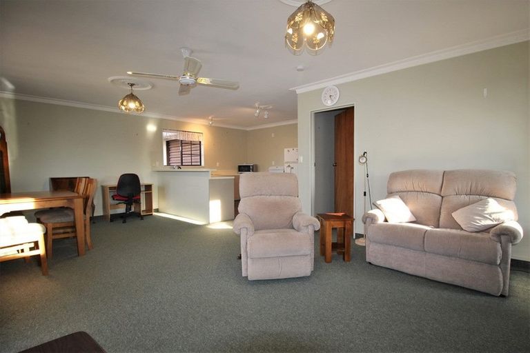 Photo of property in 3 Beresford Street, Alexandra, 9320