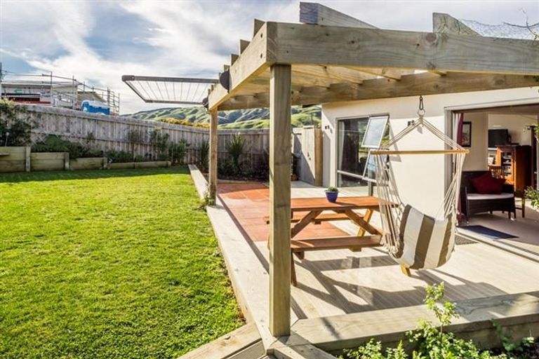 Photo of property in 44 Mo Street, Camborne, Porirua, 5026