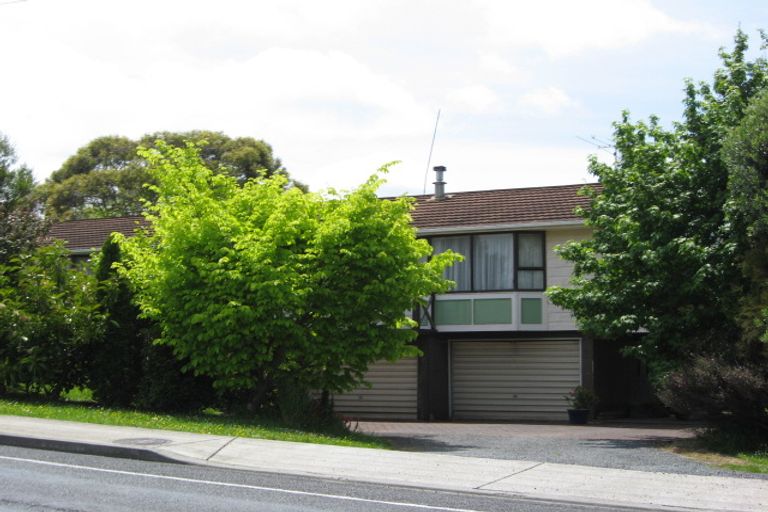 Photo of property in 44 Riverhead Road, Kumeu, 0810