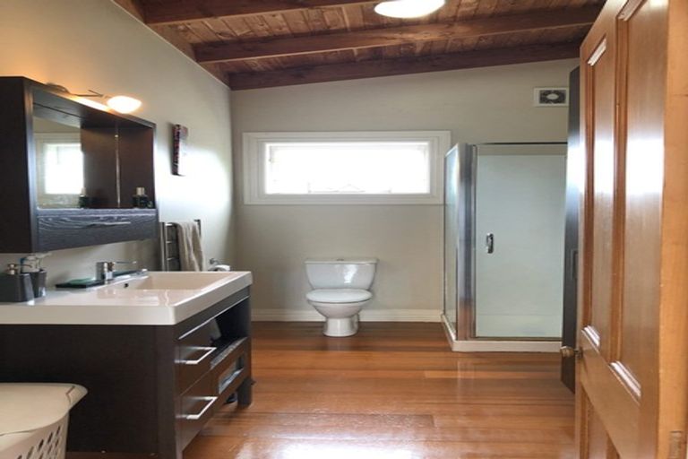 Photo of property in 62 Church Street, Devonport, Auckland, 0624