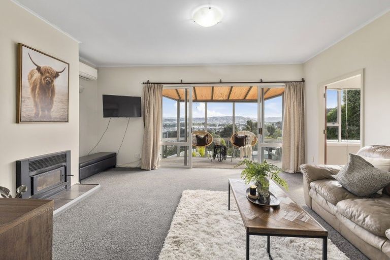 Photo of property in 57 Kinghorne Street, Strathmore Park, Wellington, 6022