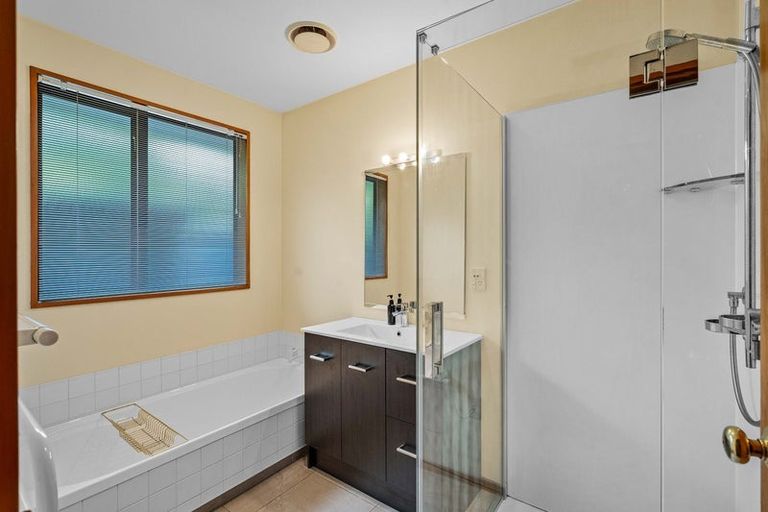 Photo of property in 2/82 Middleton Road, Upper Riccarton, Christchurch, 8041