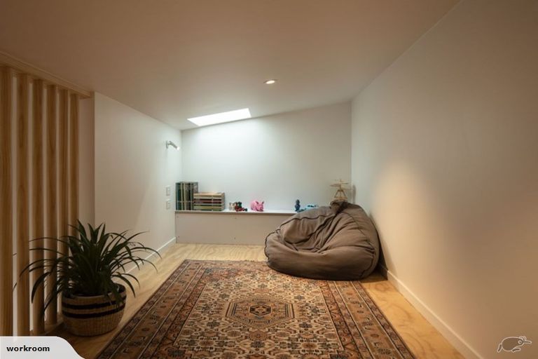 Photo of property in 63 Mcdonnell Road, Arrowtown, 9302