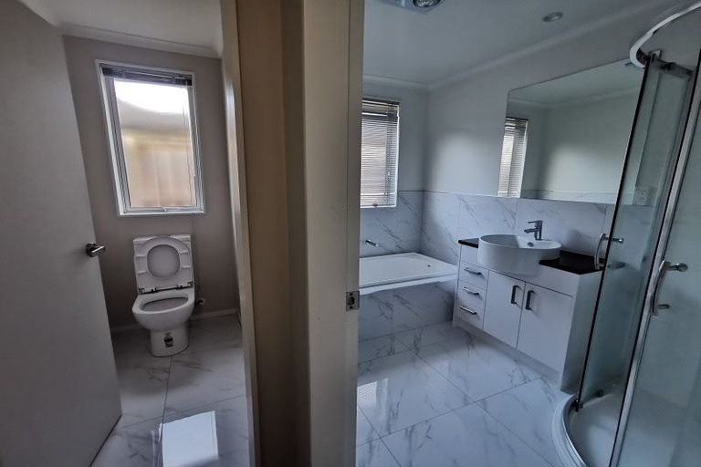 Photo of property in 52 Tupelo Street, Pukete, Hamilton, 3200