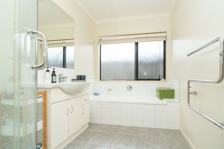 Photo of property in 56 Aquila Crescent, Rototuna North, Hamilton, 3210