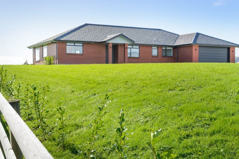Photo of property in 117 Kingsdale Park Drive, Aokautere, Palmerston North, 4471