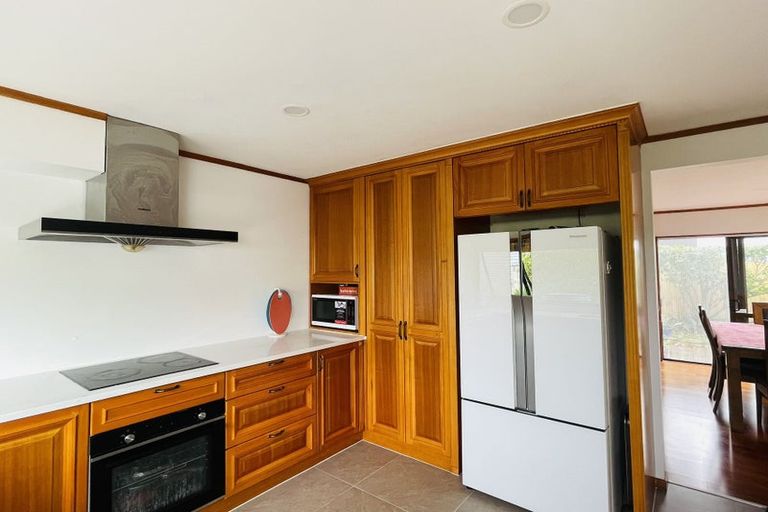 Photo of property in 1/89 Royal View Road, Te Atatu South, Auckland, 0610