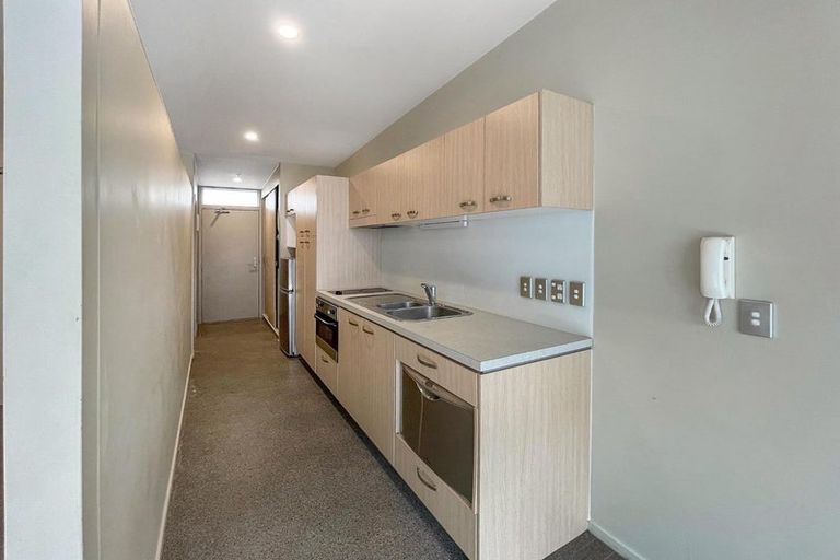 Photo of property in 1/143g Carlton Gore Road, Newmarket, Auckland, 1023