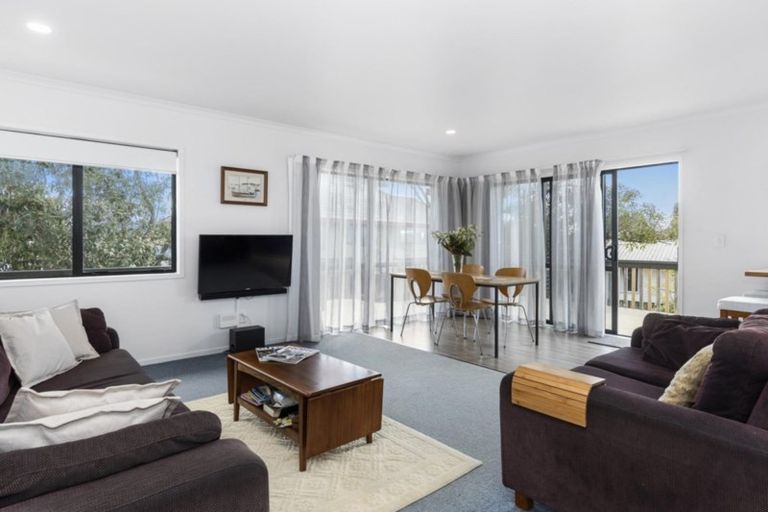 Photo of property in 200b Dickson Road, Papamoa Beach, Papamoa, 3118