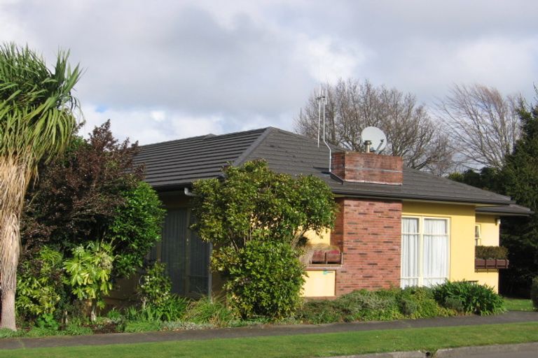 Photo of property in 14 Lincoln Terrace, Hokowhitu, Palmerston North, 4410
