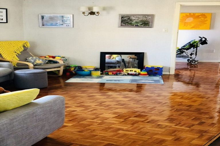 Photo of property in 151 Kings Crescent, Hutt Central, Lower Hutt, 5010