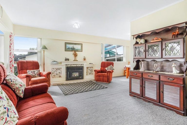 Photo of property in 4 Totara Drive, St Andrews, Hamilton, 3200