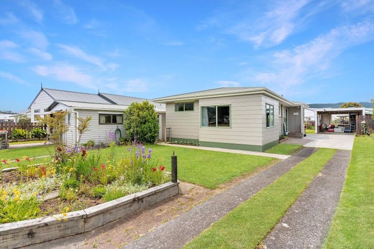 Photo of property in 210 Chartwell Avenue, Whangamata, 3620