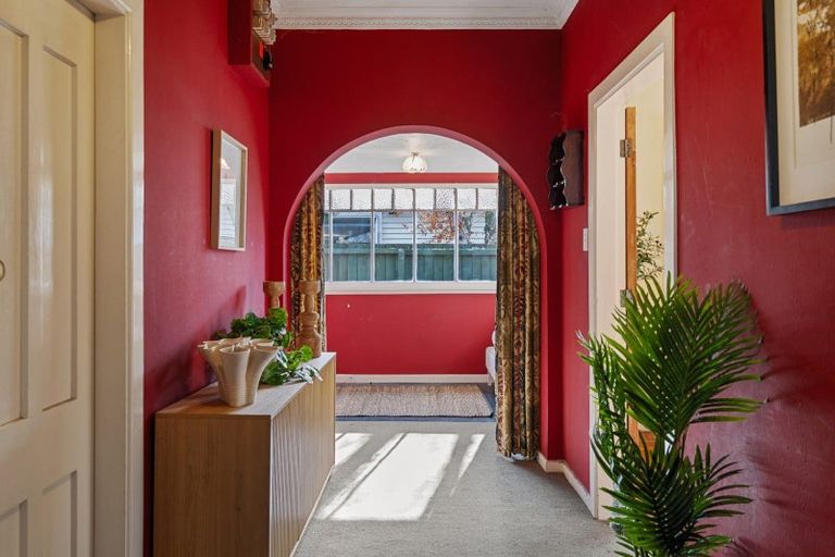 Photo of property in 128 Lyttelton Street, Spreydon, Christchurch, 8024