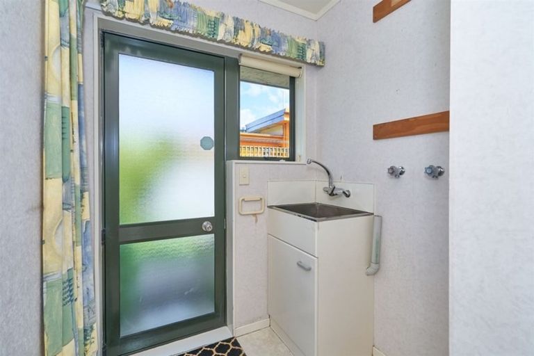 Photo of property in 712a Pioneer Highway, Takaro, Palmerston North, 4412