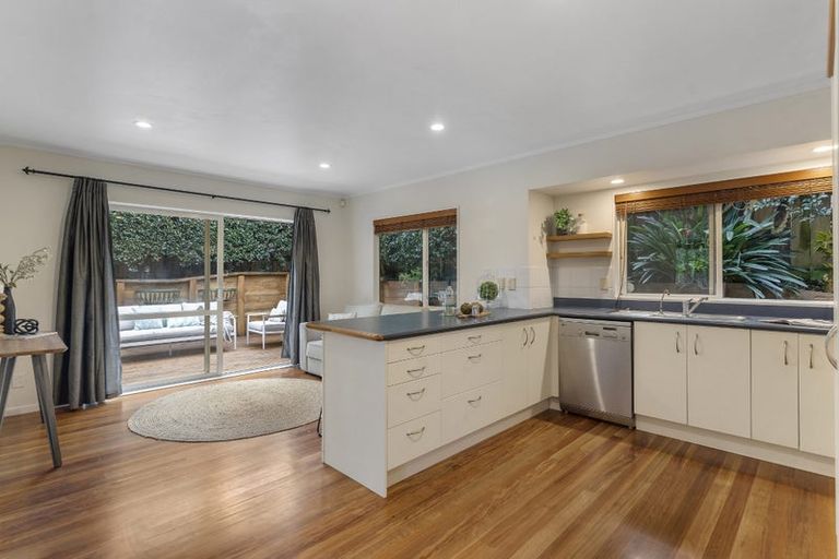 Photo of property in 4 Vida Place, Howick, Auckland, 2014