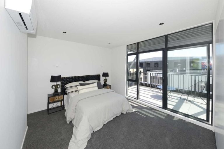 Photo of property in 11/243 Cambridge Terrace, Christchurch Central, Christchurch, 8013