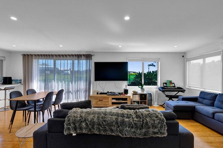 Photo of property in 8 Jersey Place, Bell Block, New Plymouth, 4312