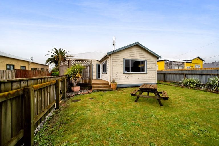 Photo of property in 94 Victoria Street, Hawera, 4610