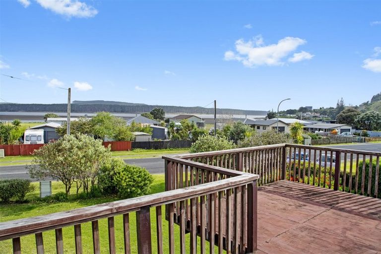 Photo of property in 69 Maunsell Road, Port Waikato, Tuakau, 2695
