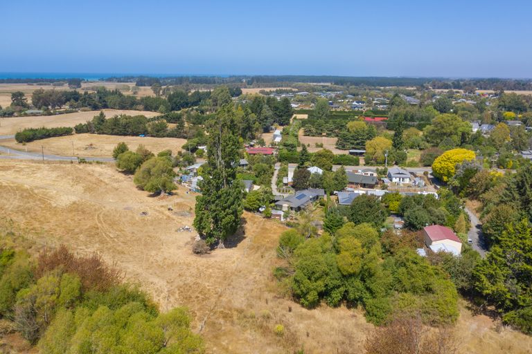 Photo of property in 27 Mill Road, Leithfield, Amberley, 7481