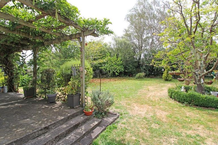 Photo of property in 87 Park Road, Carterton, 5713